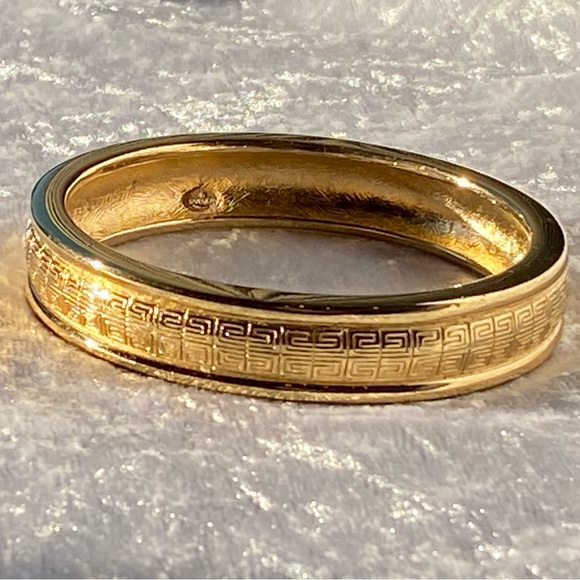 Vintage Givenchy Chunky Runway Gold Bangle Bracelet - Picture 7 of 15